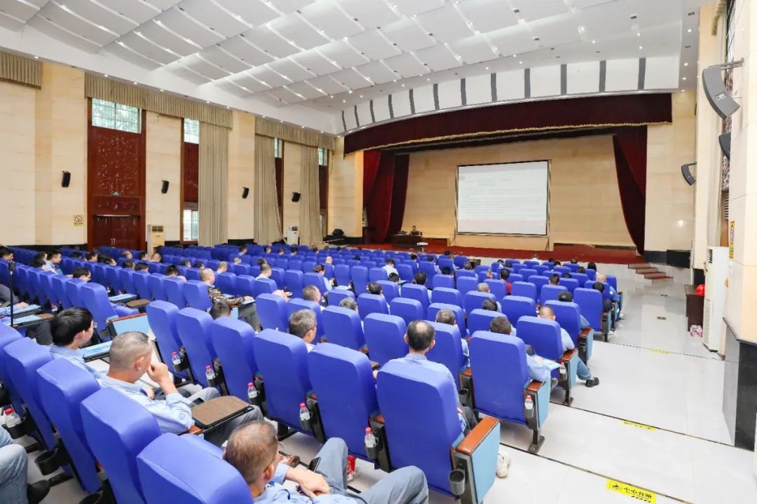 夯實安全生產(chǎn)根基 海南礦業(yè)舉辦安全生產(chǎn)知識培訓班